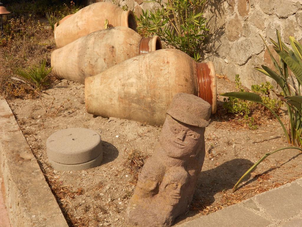 Case Vacanze Margherita Lipari  Bagian luar foto
